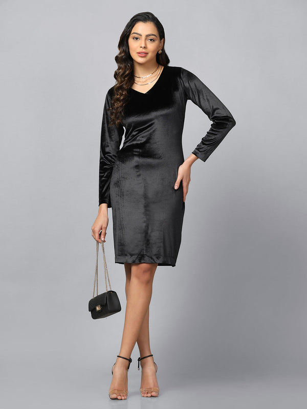 Elegant black velvet party dress for stylish evening wear.