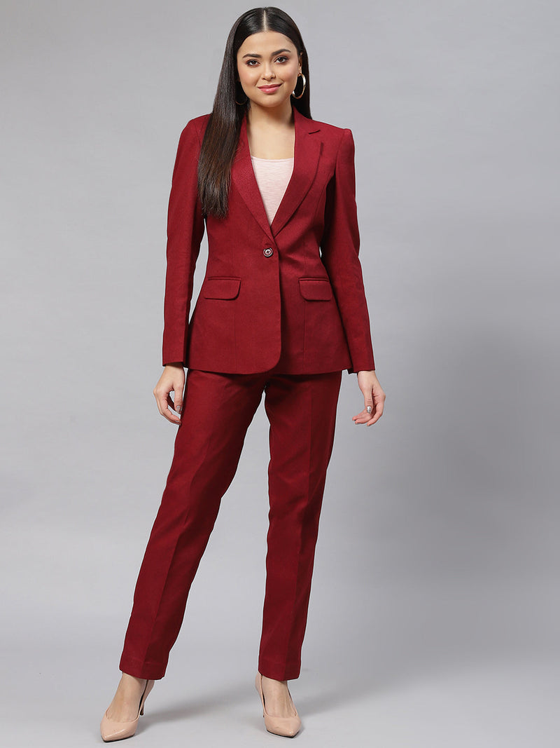 Warm tweed blazer in wine red, styled for a fashionable look.