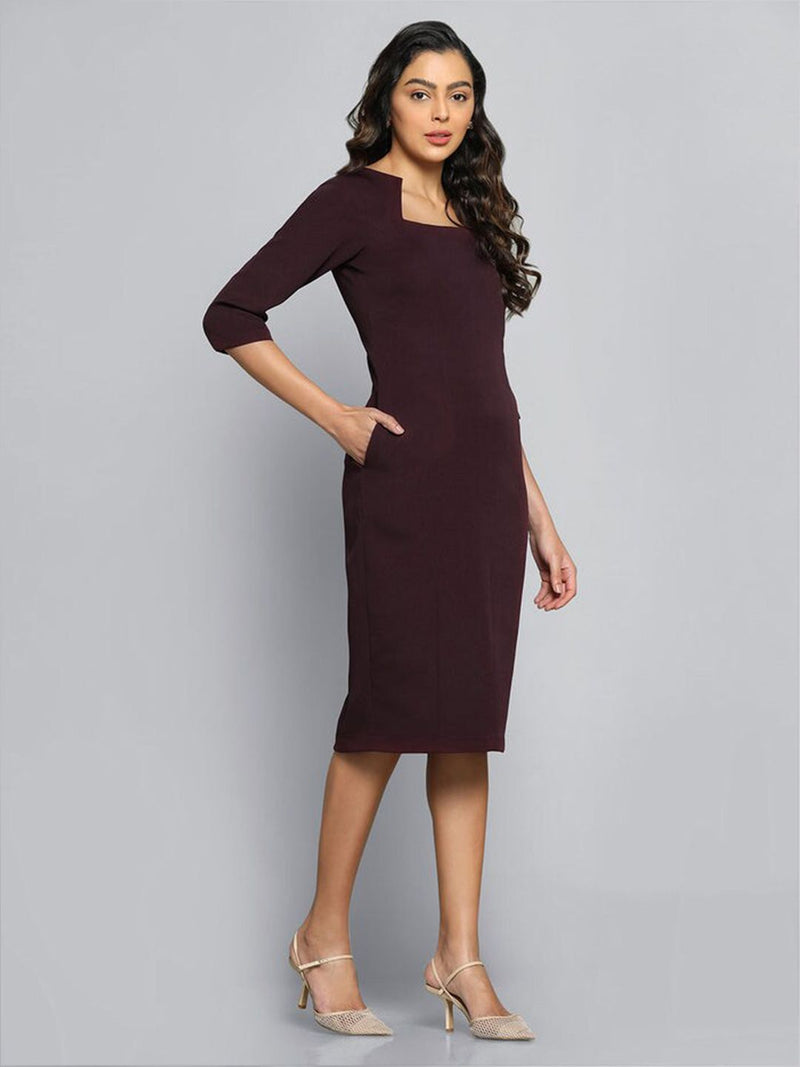 Slim Fit Pencil Stretch Dress - Wine